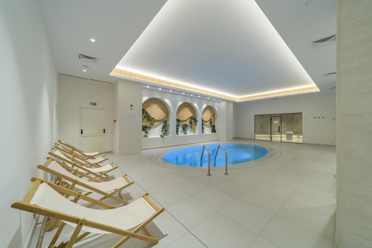 Hotel Ensana Aquahouse Saints Constantine and Helena Exteriér fotografie The spa at the hotel