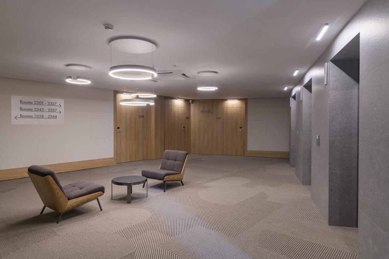 Hotel Ensana Aquahouse Saints Constantine and Helena Exteriér fotografie The interior of the building