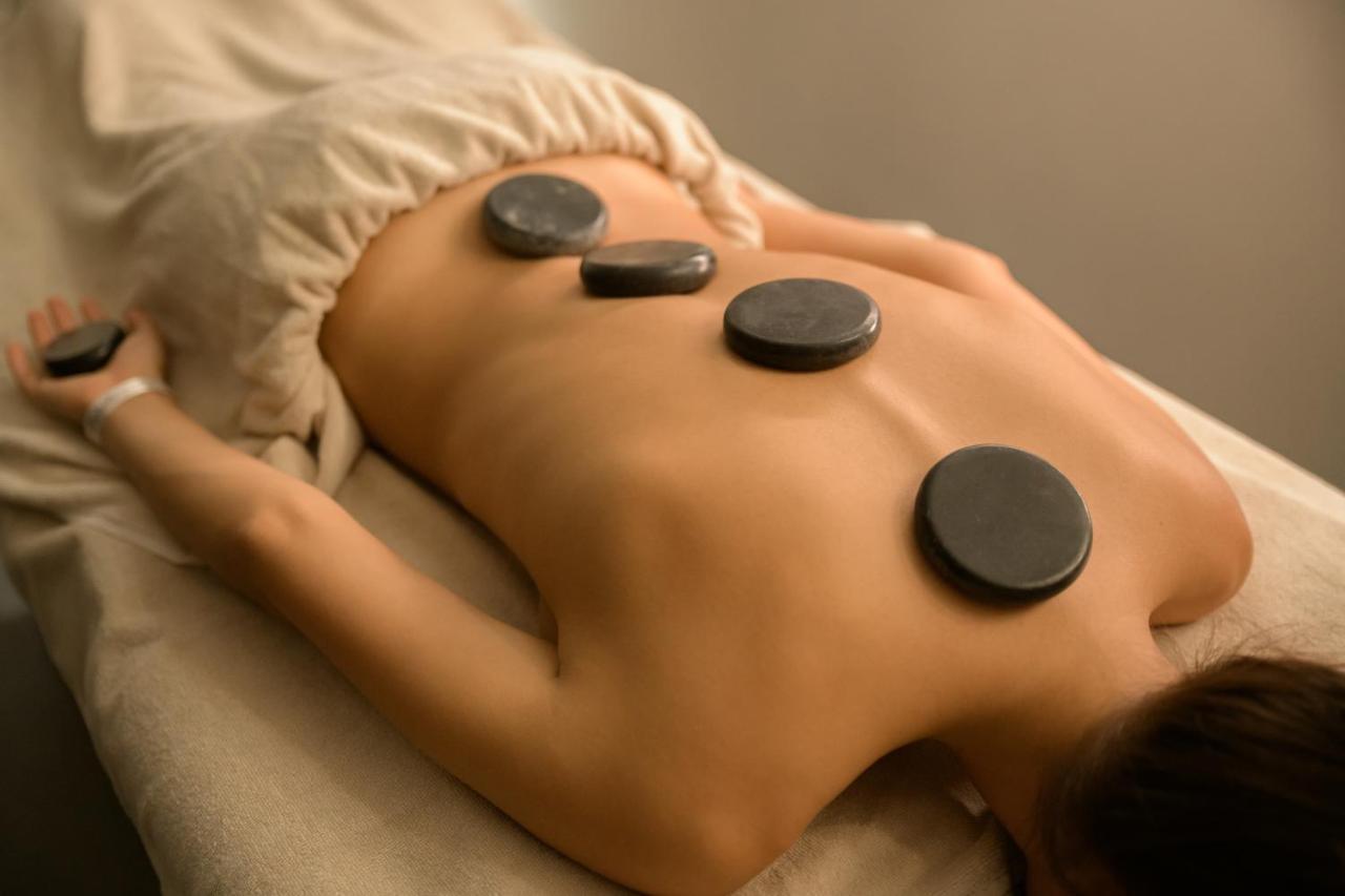 Hotel Ensana Aquahouse Saints Constantine and Helena Exteriér fotografie Hot stone massage